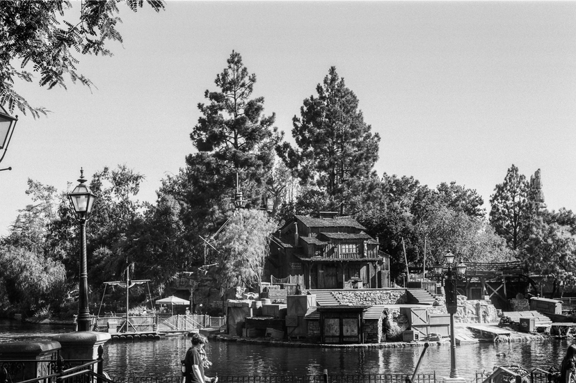 Tom Sawyer's Island - Disneyland